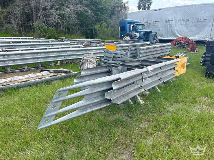 redirective-crash-cushion-guardrail-image-1