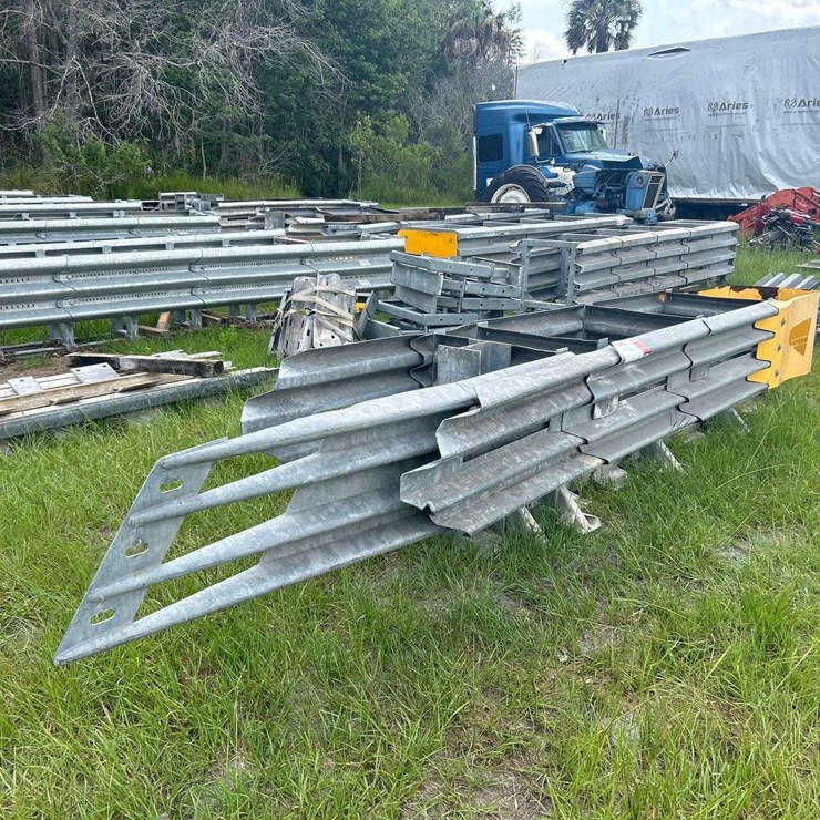 Redirective Crash Cushion Guardrail