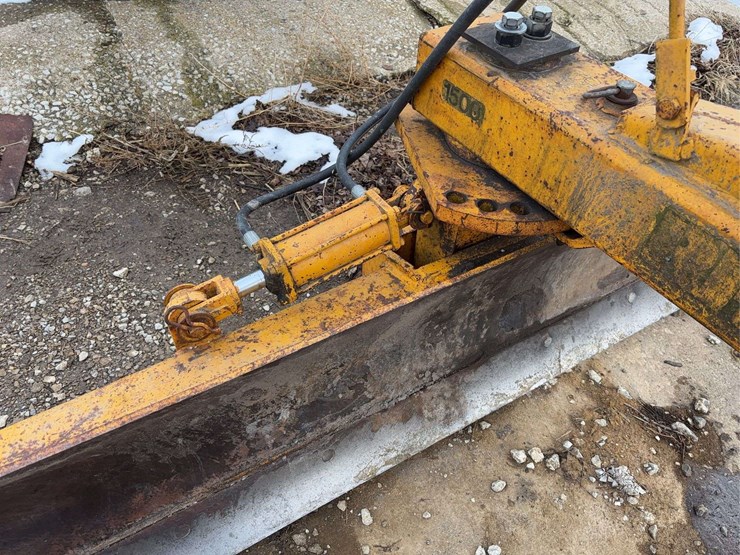 service-10'-blade-image-4