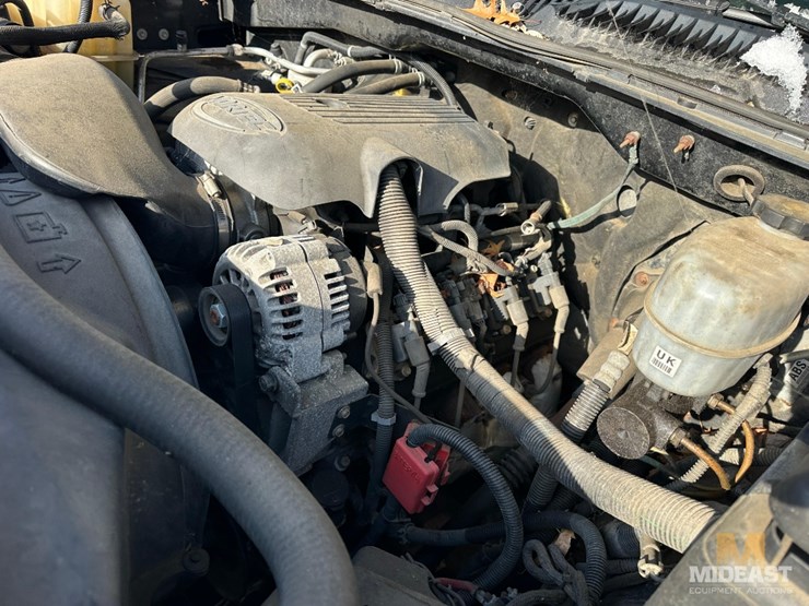 2005-chevrolet-2500hd-image-17