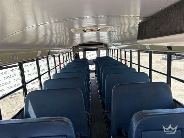 2009-ic-corporation-pb105-school-bus-image-17