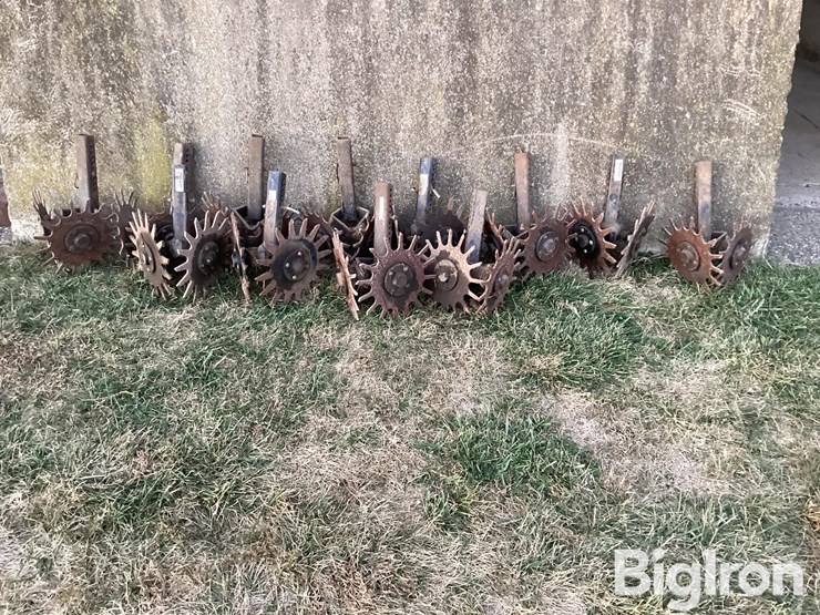 yetter-trash-wheels-image-1