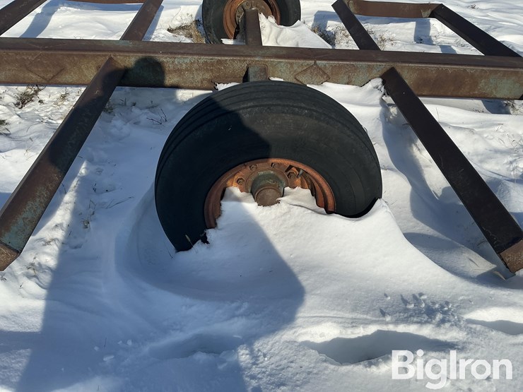 liston-welding-round-bale-trailer-image-18