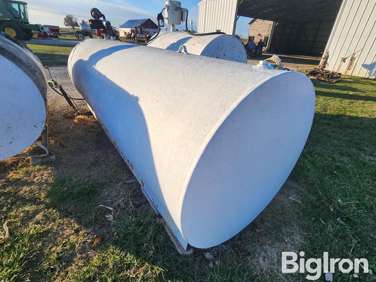 1,000-gal-fuel-tank-w/-electric-pump-image-7