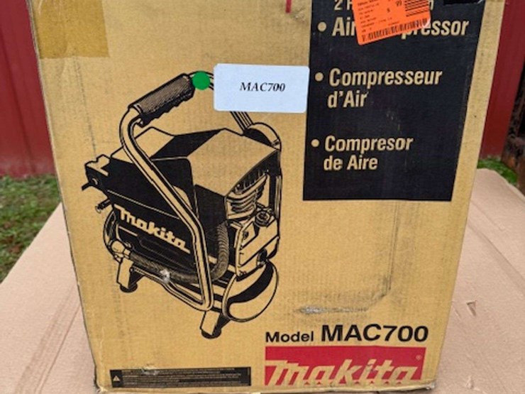 unused-makita-2.6-gallon-air-compressor-image-3