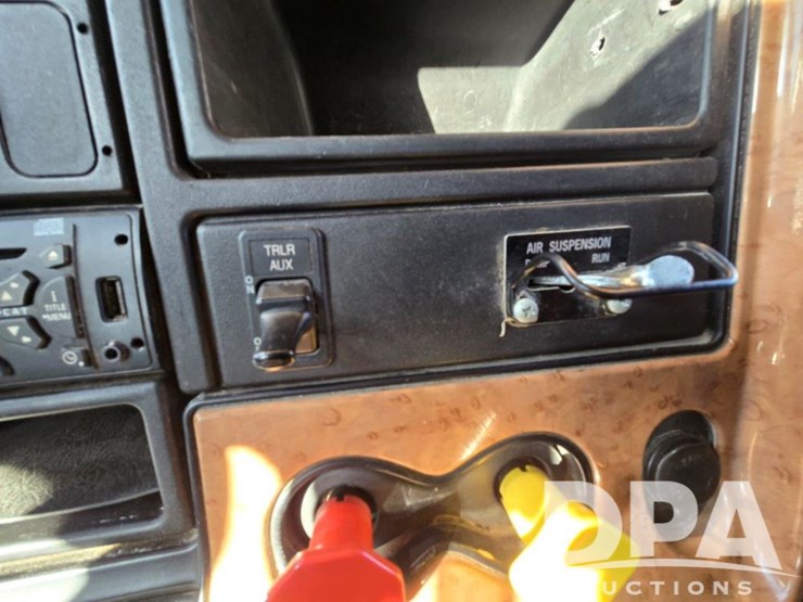 2011-international-prostar-image-31