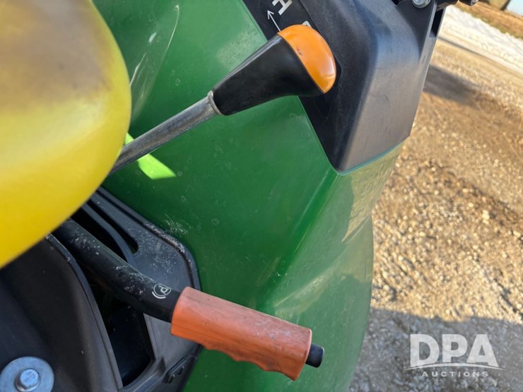 john-deere-2032r-image-49