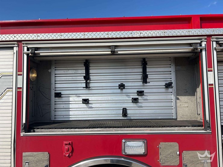 2001-pierce-spartan-model-tilt-pumper-fire-truck-image-25