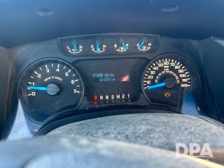 2014-ford-f150-xl-image-40