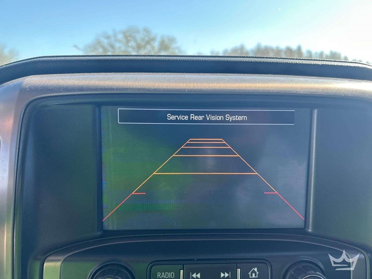 2014-gmc-sierra-slt-4x4-crew-cab-pickup-truck-image-15