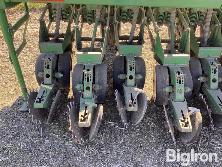 john-deere-1530-image-18