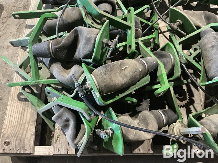 john-deere-1770-image-11