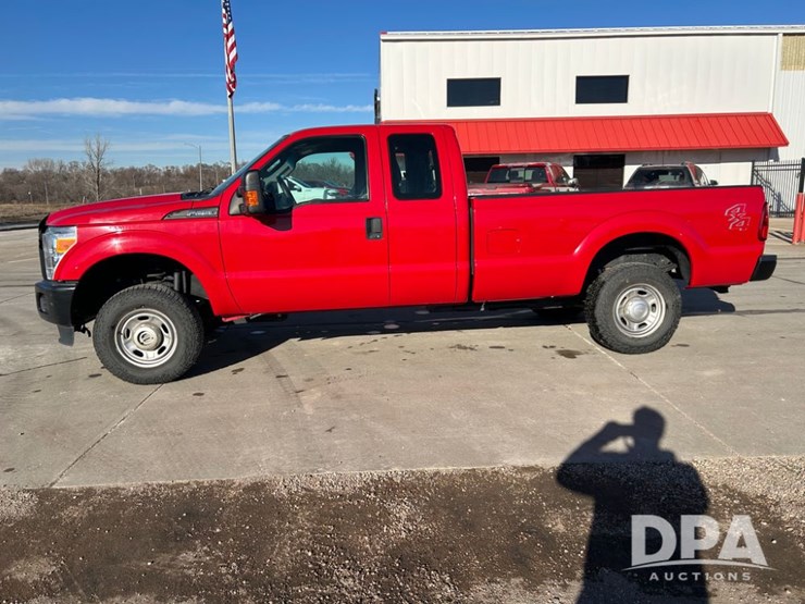 ford-f250-xl-image-4