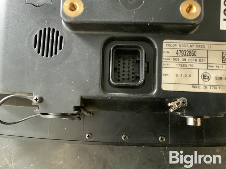 2017-case-cnh-pro-700-display-image-6