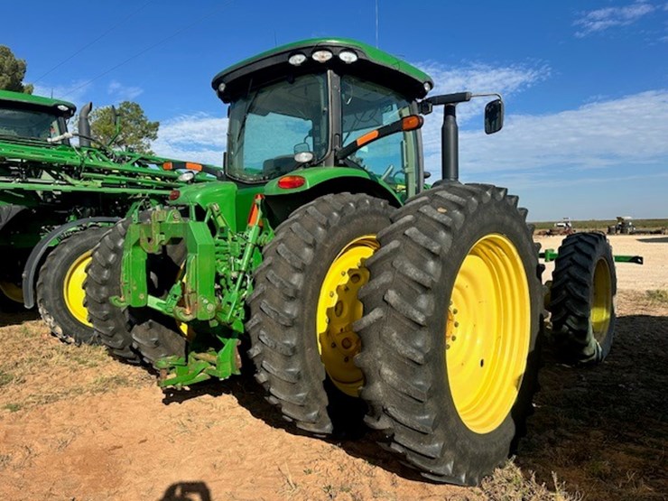 john-deere-8310r-image-3