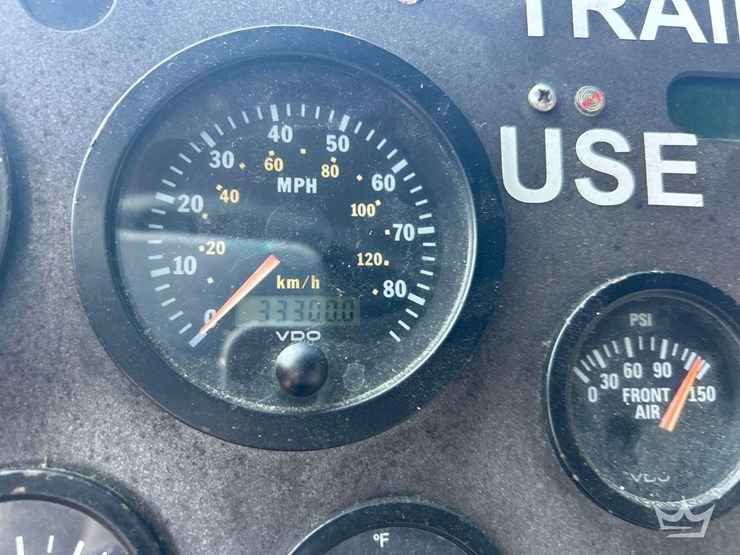 2001-pierce-spartan-model-tilt-pumper-fire-truck-image-5