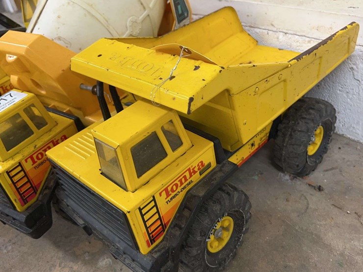 metal-tonka-dump-truck,-metal-tonka-cement-truck,-metal-tonka-excavator-image-3