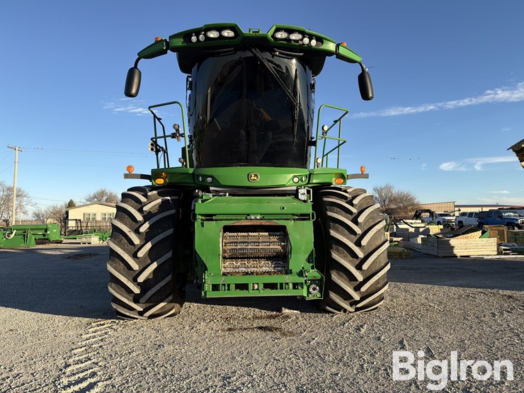 2024-john-deere-9900i-forage-harvester-image-2