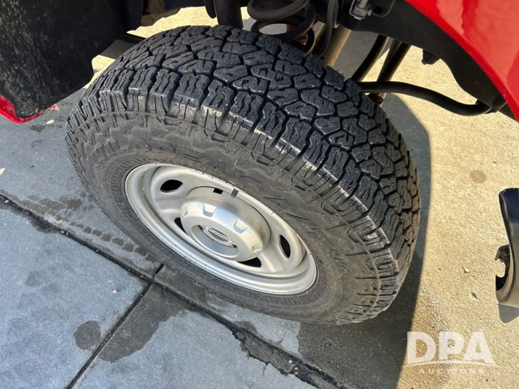 ford-f250-xl-image-25