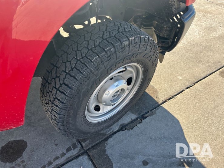 ford-f250-xl-image-24