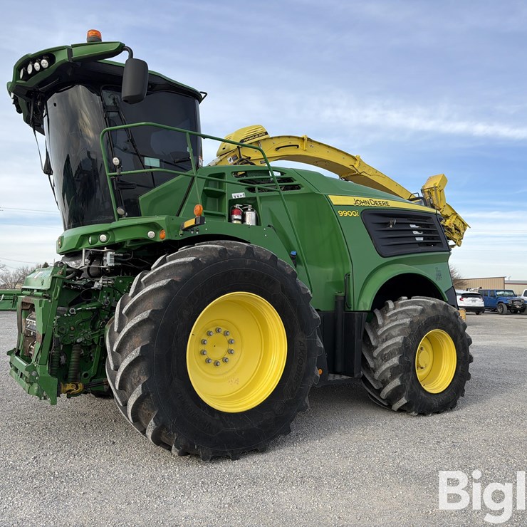 2022 John Deere 9900i Forage Harvester