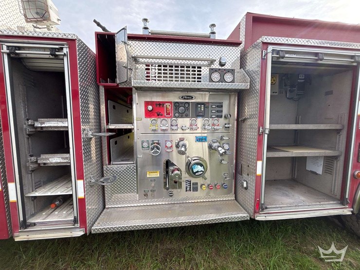 2004-pierce-enforcer-image-29