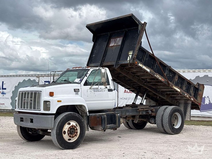 1999-gmc-c7500-s/a-dump-truck-image-1