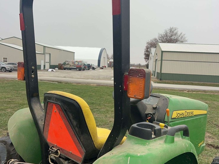 2018-john-deere-3032e-image-15