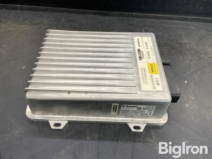 2020-trimble-nav-iii-controller-image-2