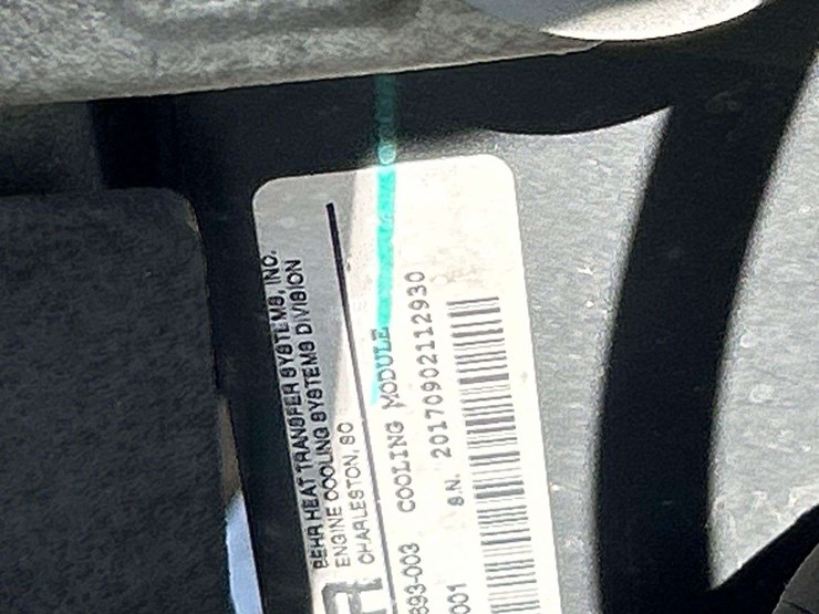 2018-freightliner-m2-106-image-13