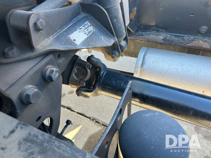 international-7400-image-53