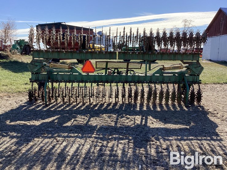 john-deere-400-image-6