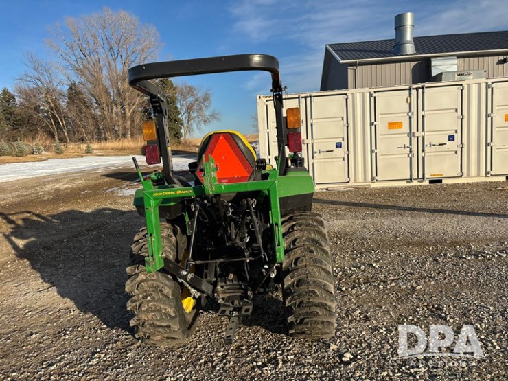 john-deere-2032r-image-8