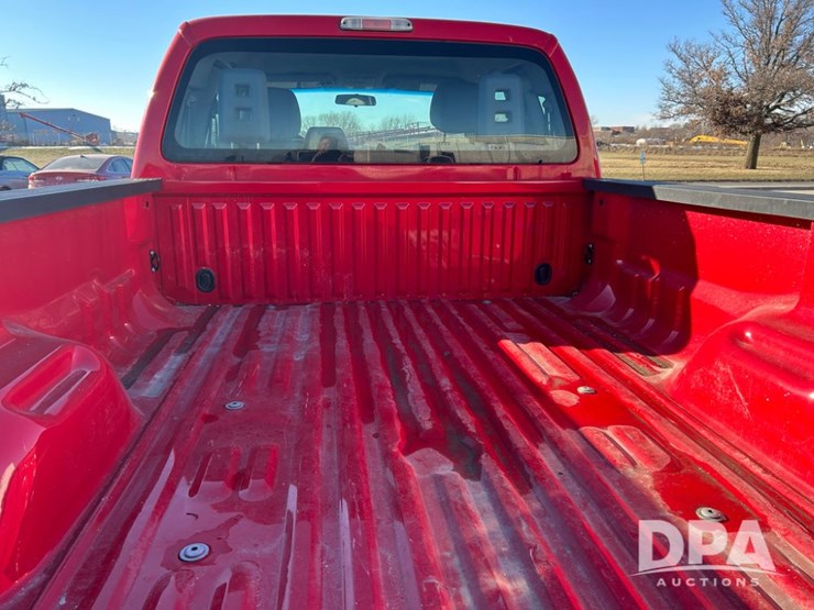 ford-f250-xl-image-21