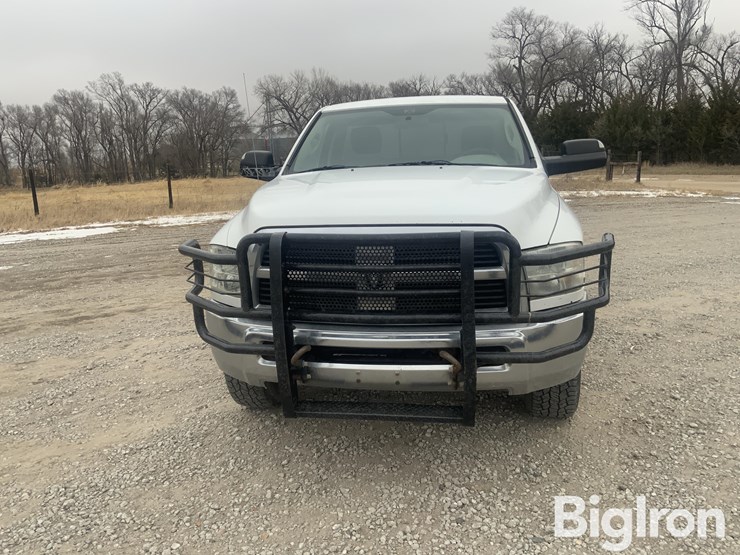 dodge-ram-2500-image-2