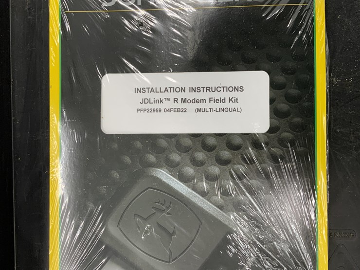2024-john-deere-jdlink-r-modem-image-6