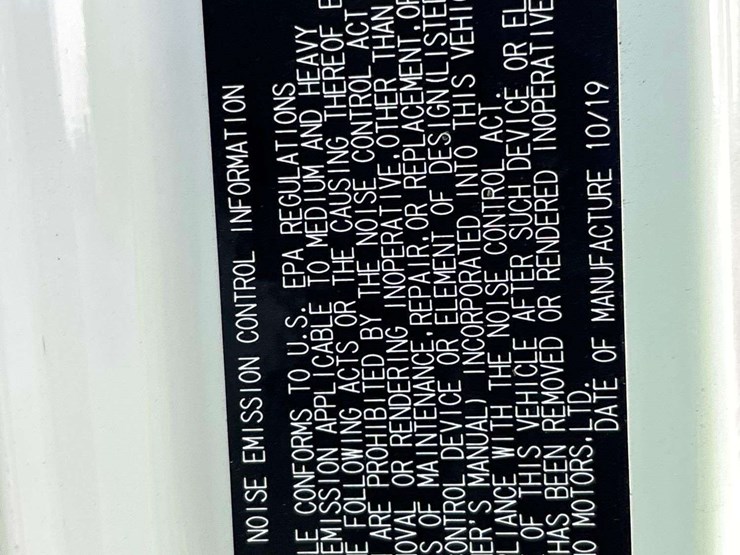 2020-hino-195-image-6