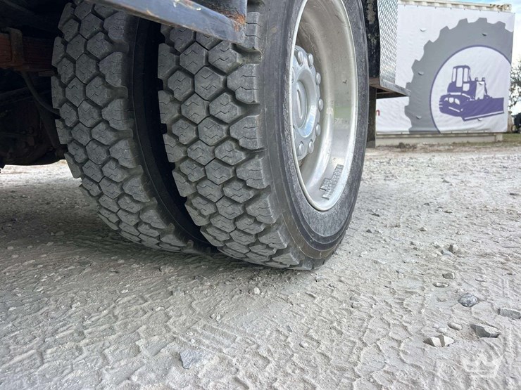 2013-ford-f450-image-41