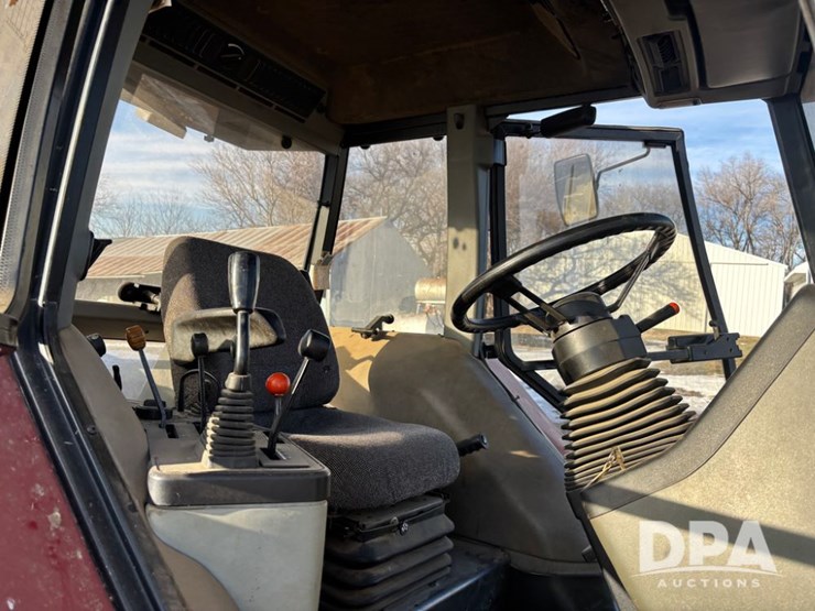 case-ih-5130-image-64