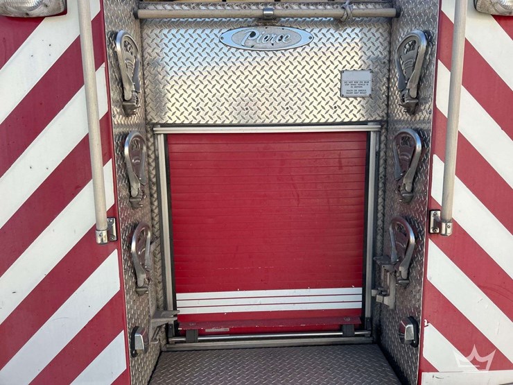 2004-pierce-tilt-crew-cab-pumper-fire-truck-image-44