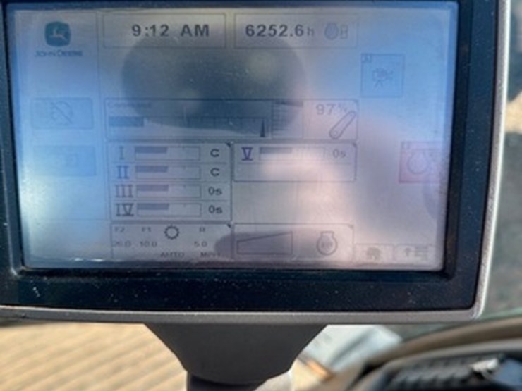 john-deere-8310r-image-4