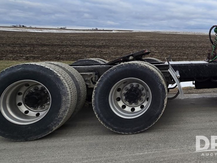 2006-kenworth-w900-image-15