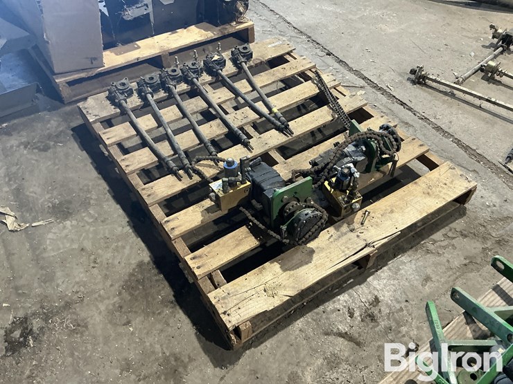 john-deere-1690-image-5