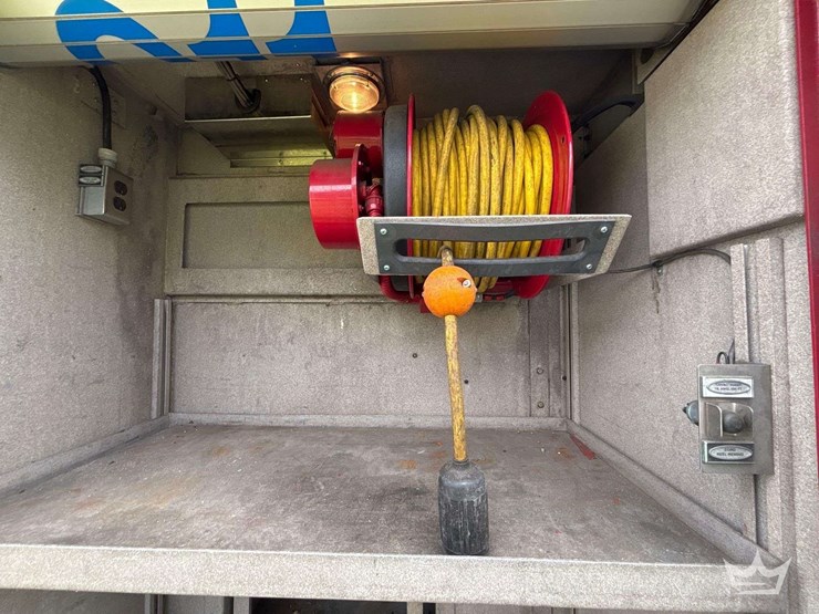 2004-pierce-enforcer-image-32