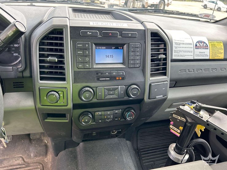 2020-ford-f250-image-15