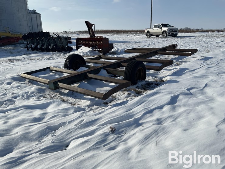 liston-welding-round-bale-trailer-image-5