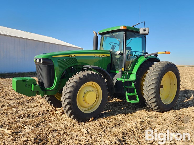 john-deere-8320-image-1