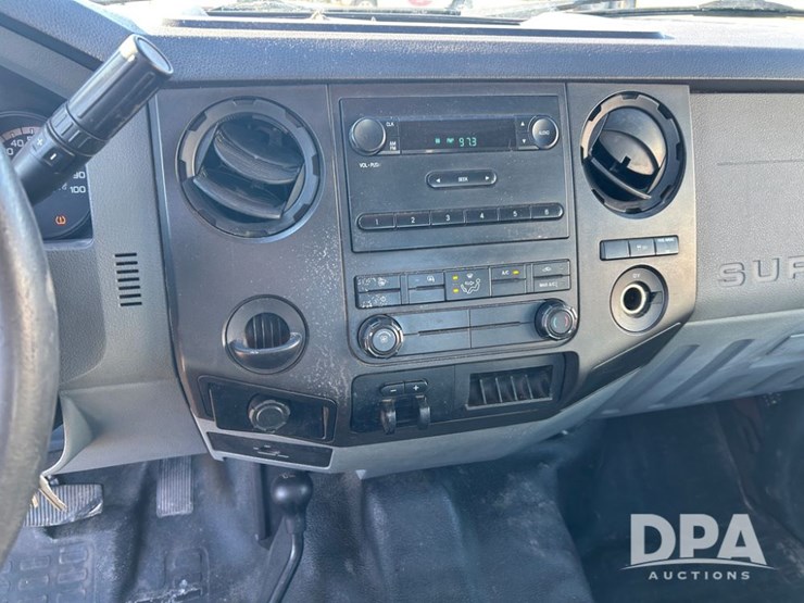 ford-f250-xl-image-37