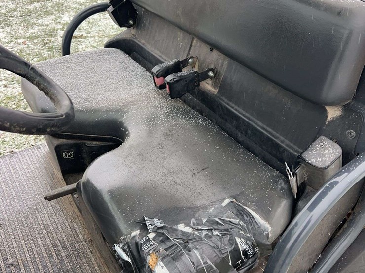 2014-kubota-rtv-400-sxs-image-9