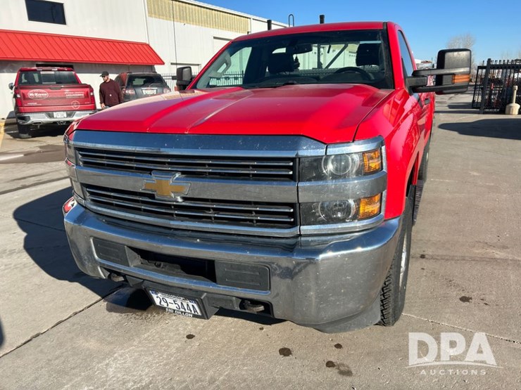 chevrolet-silverado-2500-image-12